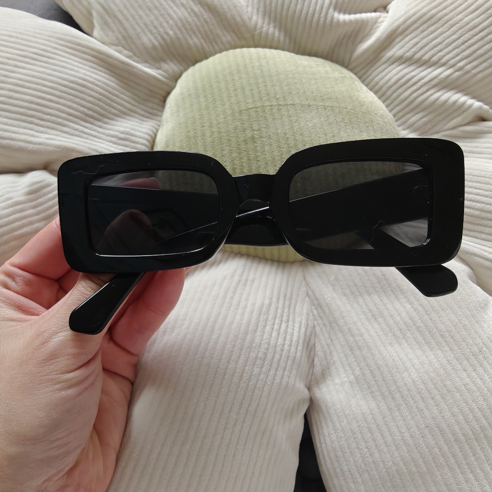 Urban Outfitters Black Rectangular Sunglasses